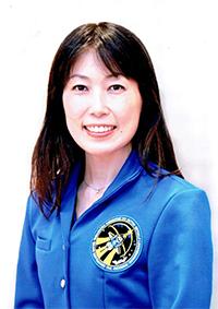 山崎直子 宇宙飛行士の写真