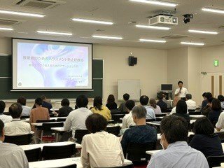 本学カウンセラー 田中龍児先生.jpg