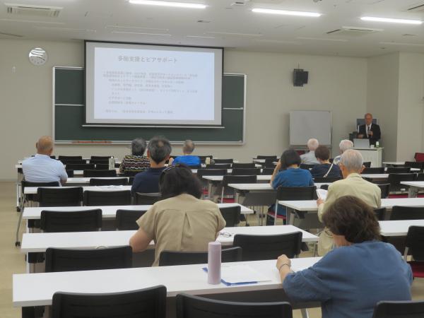 約20名の参加者が熱心に受講されました.JPG