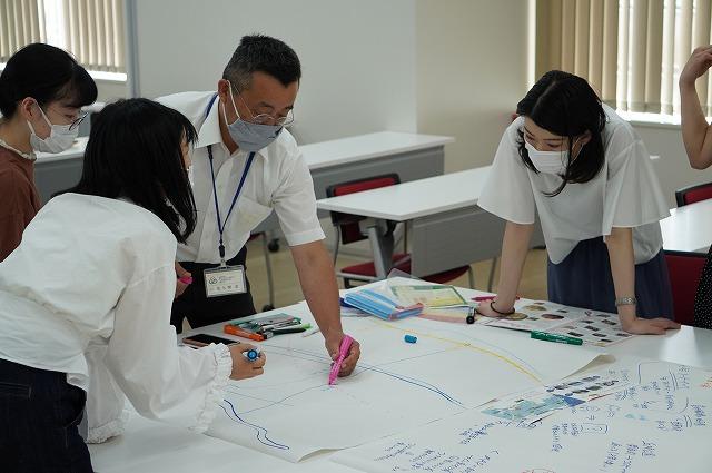 夏休みに行われたワークショップの様子