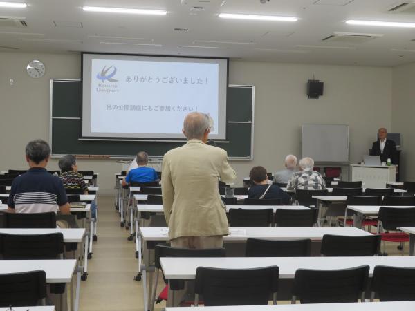 質疑応答では活発なやり取りが 交わされ、盛況のうちに終了しました.JPG
