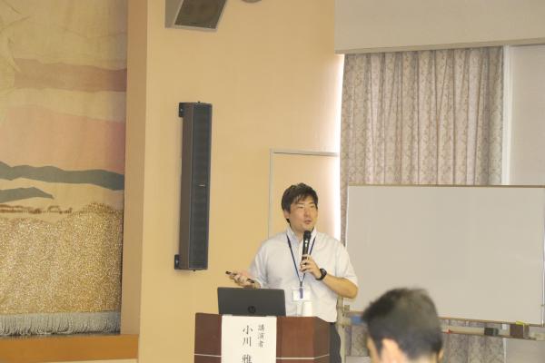 小川特任助教（報告会）.JPG