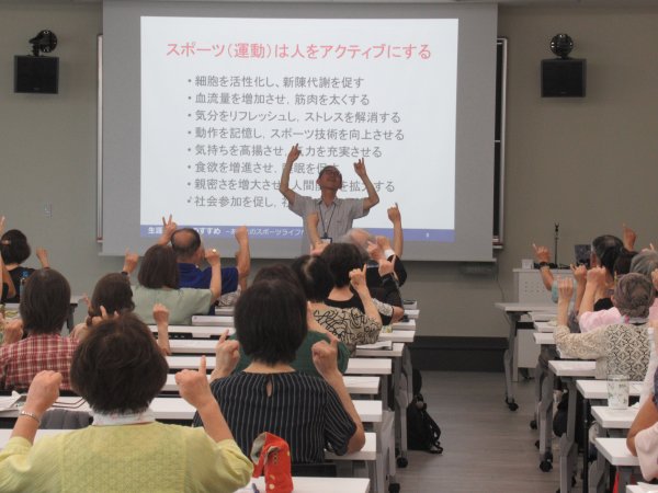 佐川先生による講演の様子