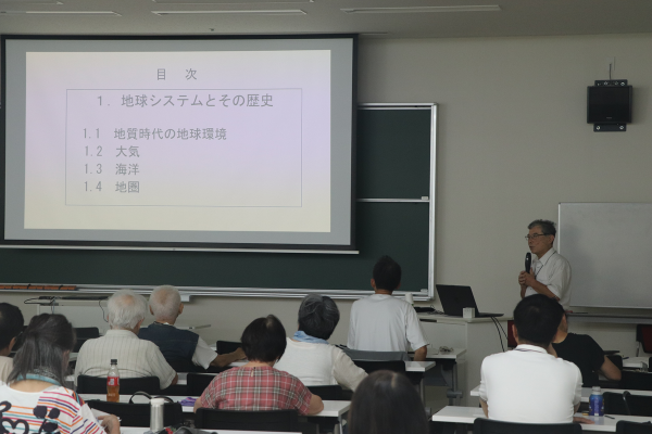 約30名の方が熱心に聴講されました.png